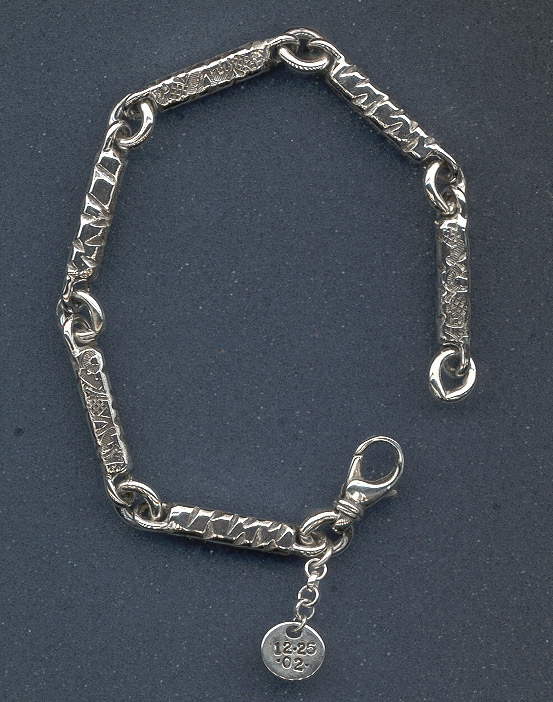 textured-link-bracelet.jpg